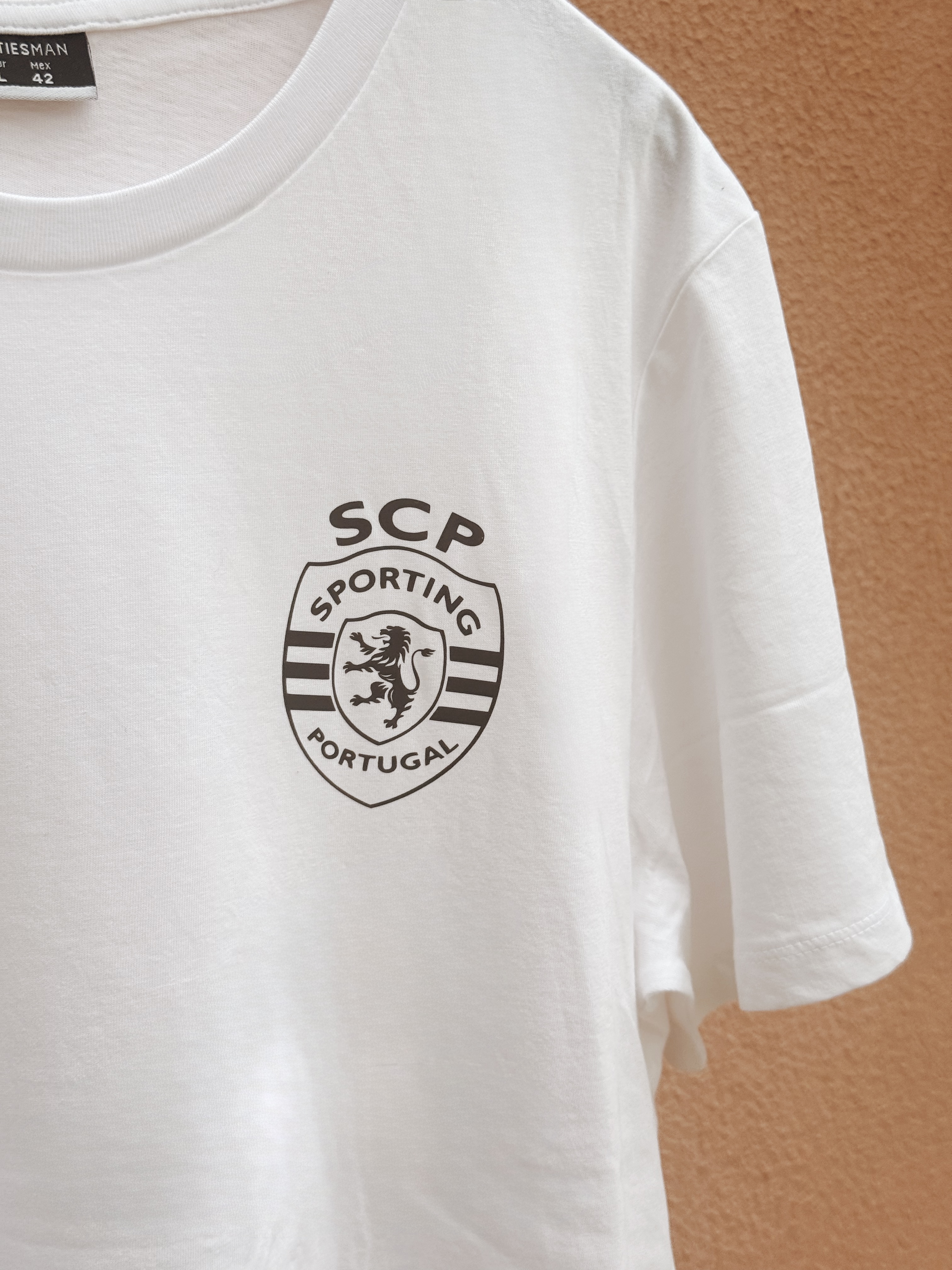 t-shirt leo - dris club